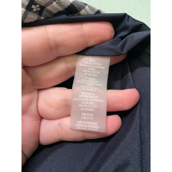 Tommy Hilfiger Women's Navy and White Plaid‎ Skirt Size 12 - Picture 8 of 9